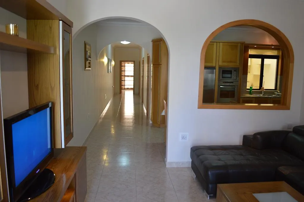 The April Maisonette Marsaskala
